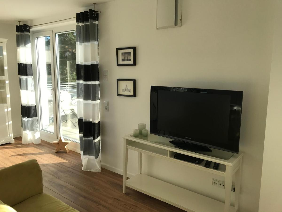 Attika Ferienwohnung In Freiburg -Gundelfingen Mit Grosser Dachterrasse Luaran gambar